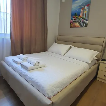 Hotel Alvin & 2*